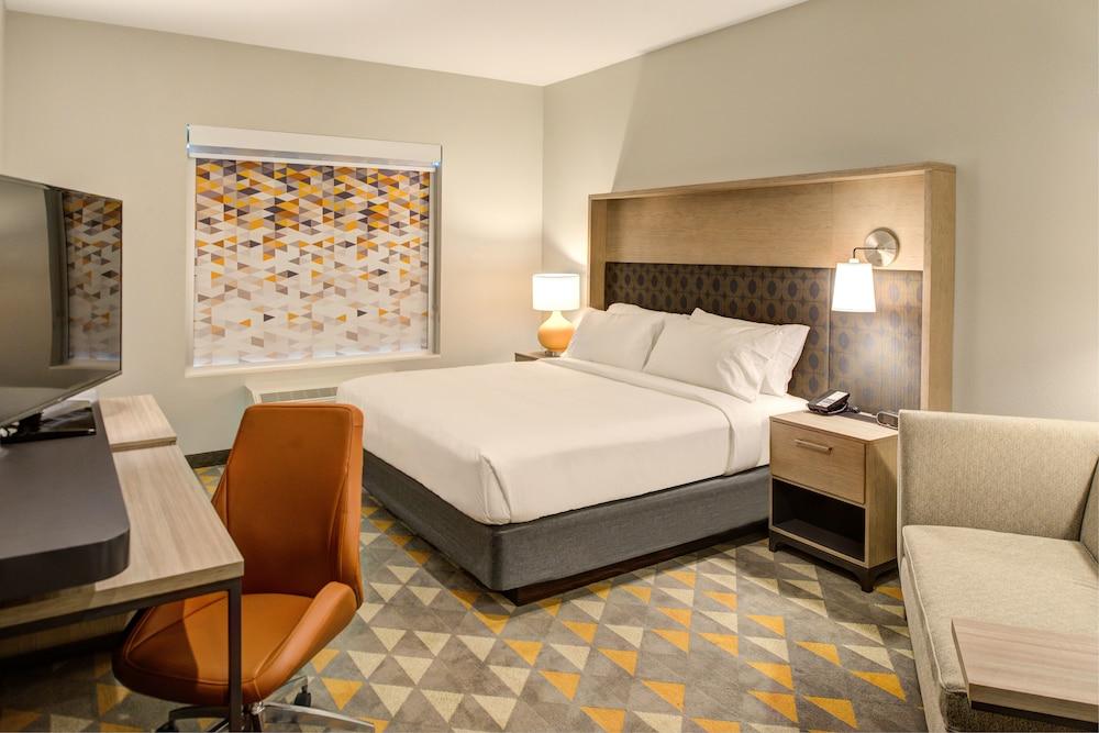 Holiday Inn Hotel & Suites - Houston West - Katy Mills By Ihg Exterior photo